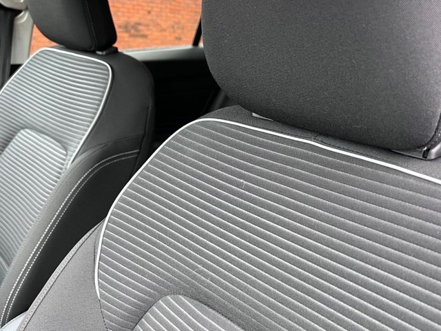 2019 Ford Focus 1L Titanium 5dr - Photo 12