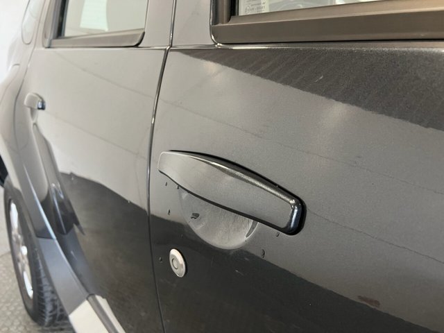 2015 Dacia Duster 1.5L Laureate 5dr - Photo 11