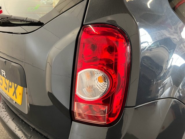 2015 Dacia Duster 1.5L Laureate 5dr - Photo 12