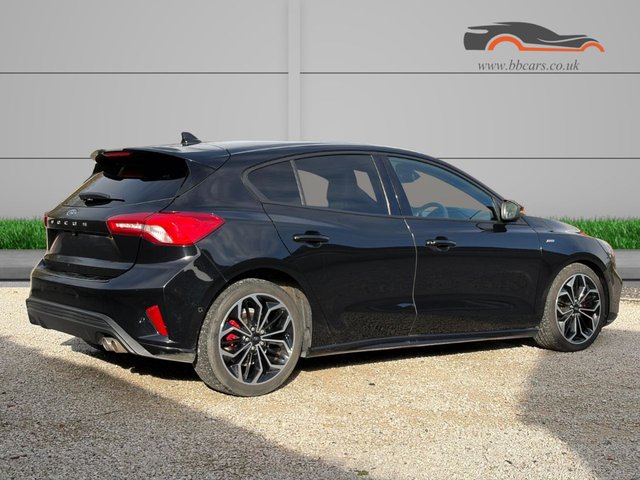 2020 Ford Focus 1L St-Line X 5dr - Photo 5