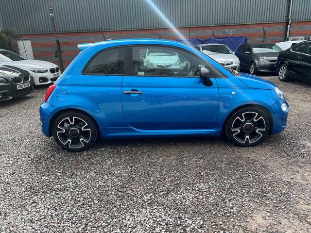 2017 FIAT 500 - Photo 9