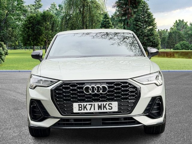 View our AUDI Q3
