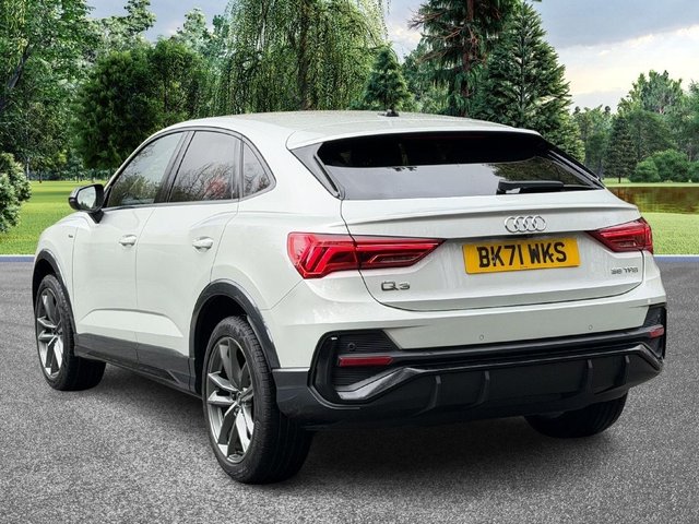 View our AUDI Q3
