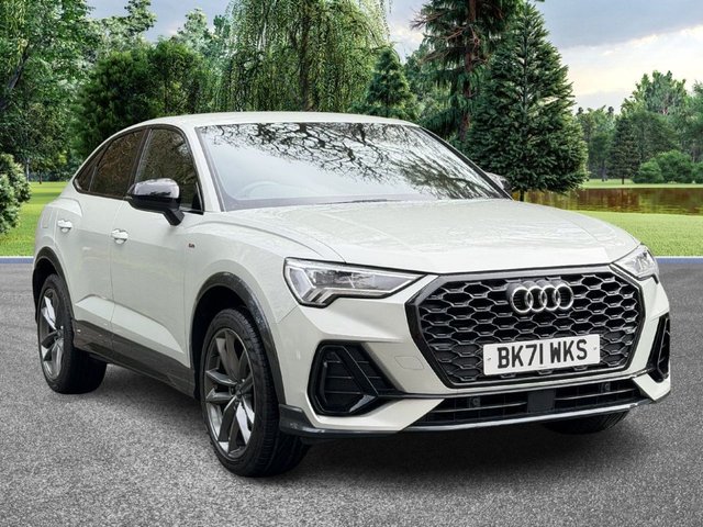 View our AUDI Q3