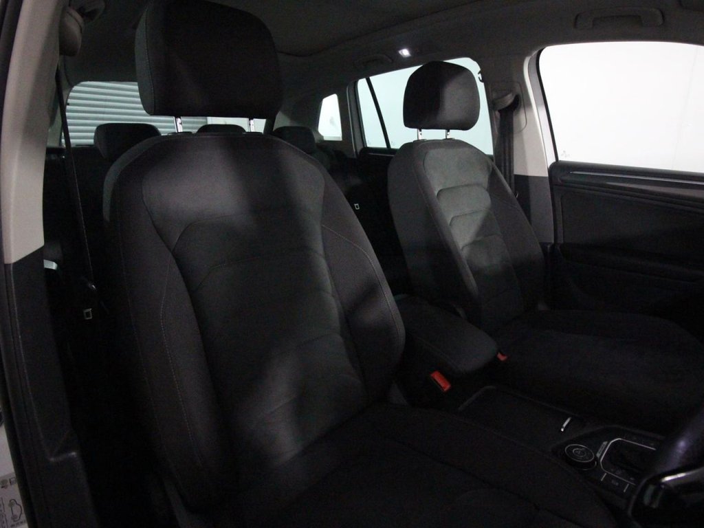USED 2016 66 VOLKSWAGEN TIGUAN 2.0 TDI BlueMotion Tech SEL SUV 5dr Diesel DSG 4Motion Euro 6 (s/s) (150 ps) ELECTRIC BOOT - PANORAMIC SUNROOF