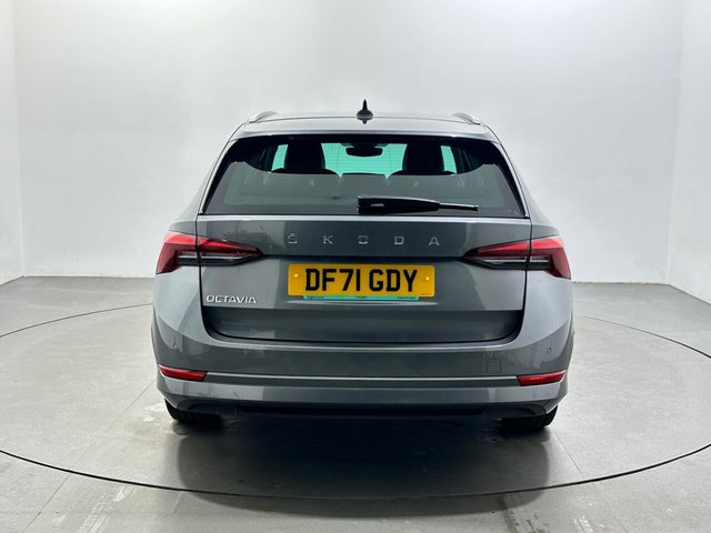 2022 Skoda Octavia - Photo 7