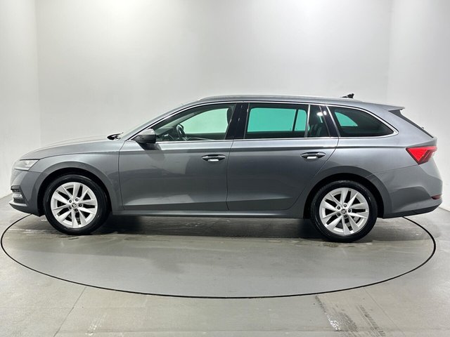 2022 Skoda Octavia - Photo 5