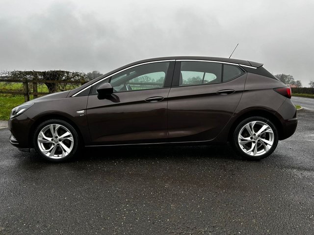2016 VAUXHALL ASTRA 1.6 CDTi ecoTEC BlueInjection SRi Hatchback 5dr Diesel Manual Euro 6 (110 ps) - Photo 8