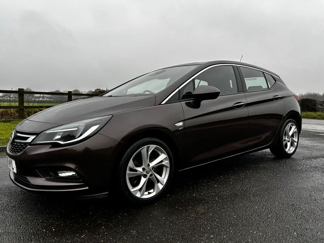 2016 VAUXHALL ASTRA 1.6 CDTi ecoTEC BlueInjection SRi Hatchback 5dr Diesel Manual Euro 6 (110 ps) - Photo 10