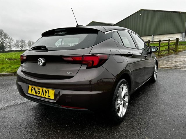 2016 VAUXHALL ASTRA 1.6 CDTi ecoTEC BlueInjection SRi Hatchback 5dr Diesel Manual Euro 6 (110 ps) - Photo 9