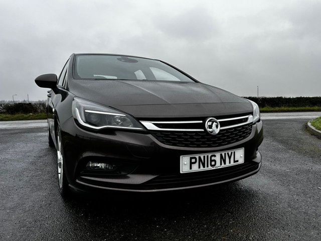 2016 VAUXHALL ASTRA 1.6 CDTi ecoTEC BlueInjection SRi Hatchback 5dr Diesel Manual Euro 6 (110 ps) - Photo 12
