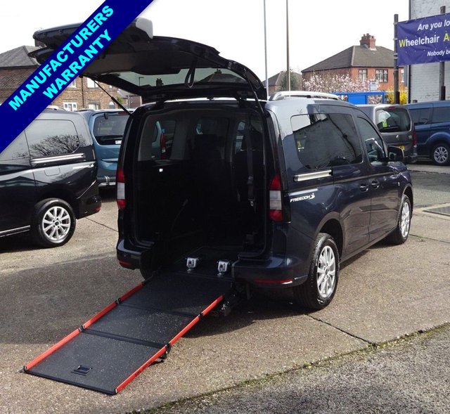 View our Ford Tourneo Connect 2.0 EcoBlue Titanium WHEELCHAIR ACCESS WAV