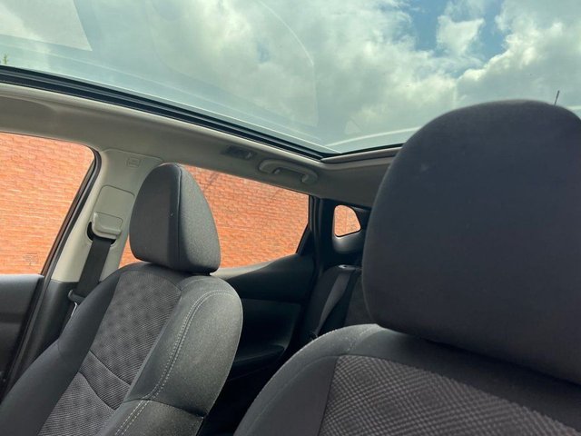 2015 Nissan Qashqai 1L N-Tec+ 5dr - Photo 11