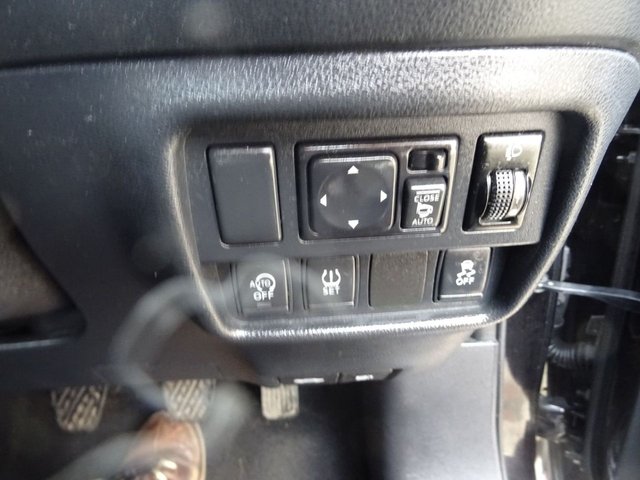 2017 Nissan Juke 1.2L N-Connecta 5dr - Photo 11