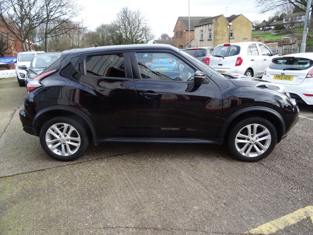2017 Nissan Juke 1.2L N-Connecta 5dr - Photo 7
