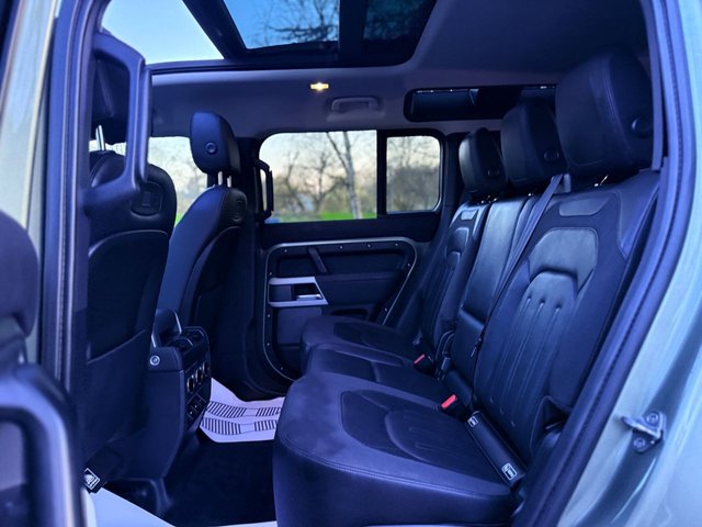 2020 LAND ROVER DEFENDER 2020 2.0 SD4 FIRST EDITION OPEN PAN ROOF 7 SEATS NAV 360 CAMERA HEAT SEATS 22" ALLOYS STEPS SUV 5DR DIESEL AUTO 4WD EURO 6 (S/S) (240 PS) - Photo 6