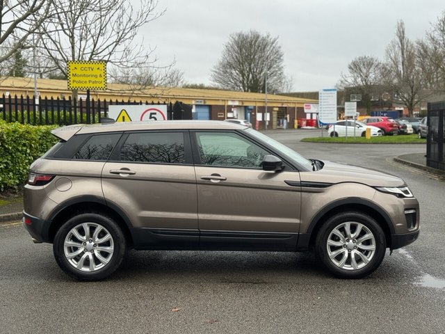 2017 Land Rover Range Rover Evoque 2L SE Tech 5dr - Photo 8