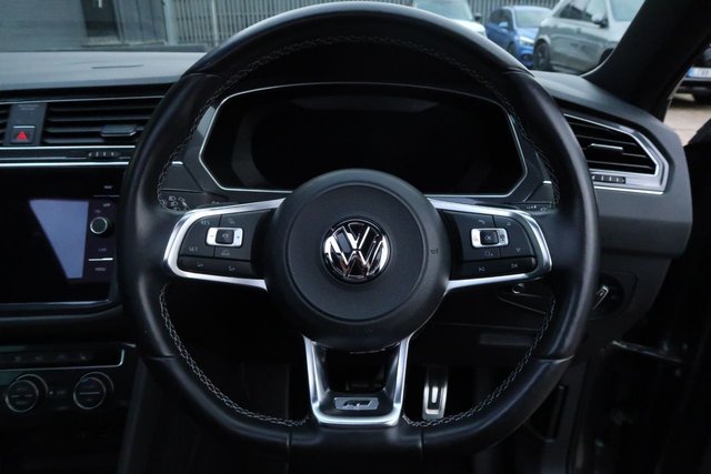 2018 Volkswagen Tiguan 2L R-Line 5dr - Photo 11
