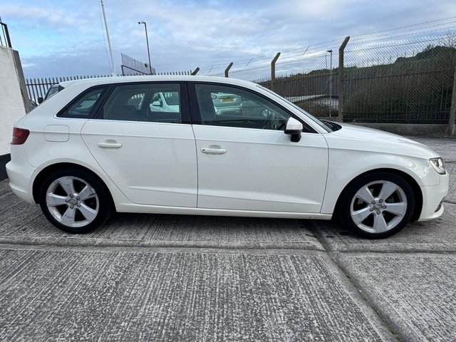 2014 Audi A3 1.4L Sport 5dr - Photo 10