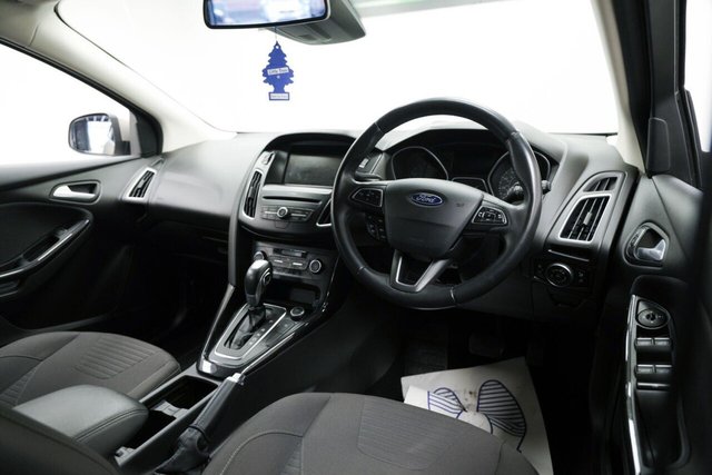 2016 FORD FOCUS 1.5T EcoBoost Titanium Auto Euro 6 (s/s) 5dr - Photo 11