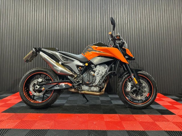 View our KTM 790 DUKE