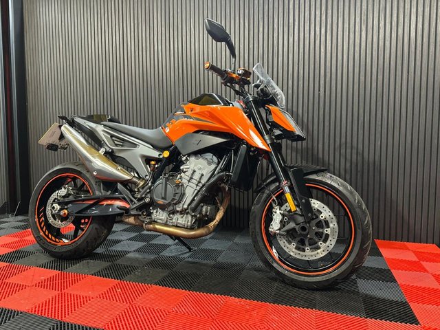 View our KTM 790 DUKE