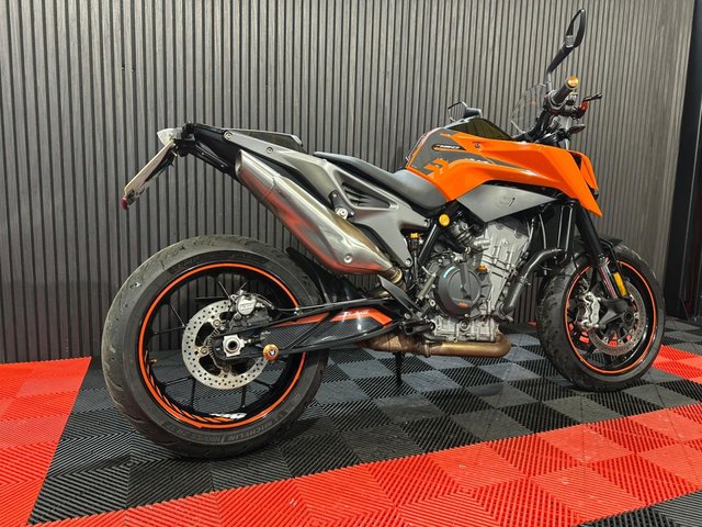 View our KTM 790 DUKE