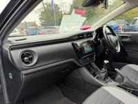 USED 2017 17 TOYOTA AURIS 1.2 VVT-i Icon Touring Sports 5dr Petrol Manual Euro 6 (s/s) (Safety Sense) (116 ps) 