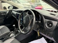 USED 2017 17 TOYOTA AURIS 1.2 VVT-i Icon Touring Sports 5dr Petrol Manual Euro 6 (s/s) (Safety Sense) (116 ps) 