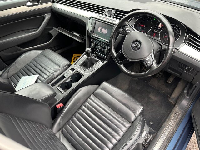 2015 VOLKSWAGEN PASSAT 2.0 TDI BlueMotion Tech GT Euro 6 (s/s) 5dr - Photo 2
