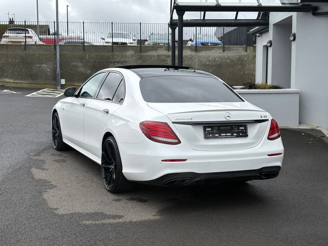 2018 Mercedes-Benz E-CLASS - Photo 6