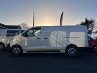 USED 2022 72 VAUXHALL VIVARO 1.5 Turbo D 2900 Dynamic Panel Van 6dr Diesel Manual L2 H1 Euro 6 (s/s) (100 ps) AIRCON/3 SEATS/BLUETOOTH/CARPLAY