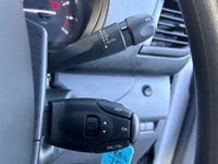 USED 2022 72 VAUXHALL VIVARO 1.5 Turbo D 2900 Dynamic Panel Van 6dr Diesel Manual L2 H1 Euro 6 (s/s) (100 ps) AIRCON/3 SEATS/BLUETOOTH/CARPLAY