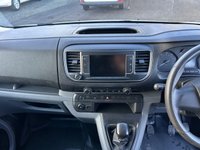USED 2022 72 VAUXHALL VIVARO 1.5 Turbo D 2900 Dynamic Panel Van 6dr Diesel Manual L2 H1 Euro 6 (s/s) (100 ps) AIRCON/3 SEATS/BLUETOOTH/CARPLAY