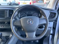 USED 2022 72 VAUXHALL VIVARO 1.5 Turbo D 2900 Dynamic Panel Van 6dr Diesel Manual L2 H1 Euro 6 (s/s) (100 ps) AIRCON/3 SEATS/BLUETOOTH/CARPLAY