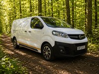 USED 2022 72 VAUXHALL VIVARO 1.5 Turbo D 2900 Dynamic Panel Van 6dr Diesel Manual L2 H1 Euro 6 (s/s) (100 ps) AIRCON/3 SEATS/BLUETOOTH/CARPLAY