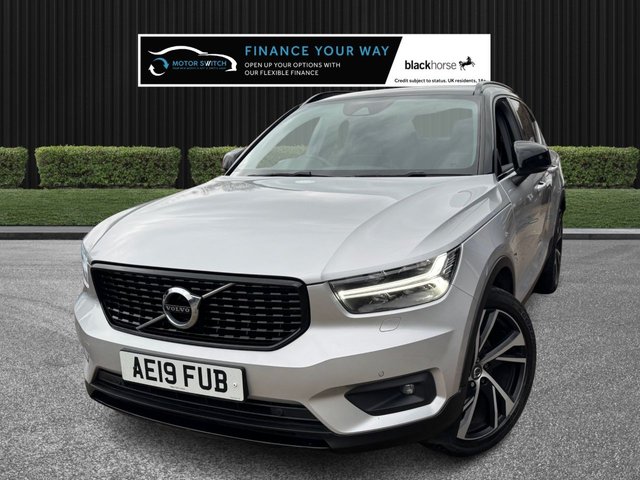 2019 Volvo Xc40 2L R-Design Pro 5dr - Photo 4