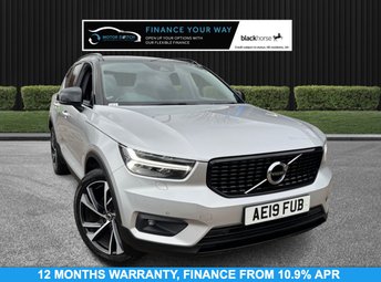 2019 VOLVO XC40