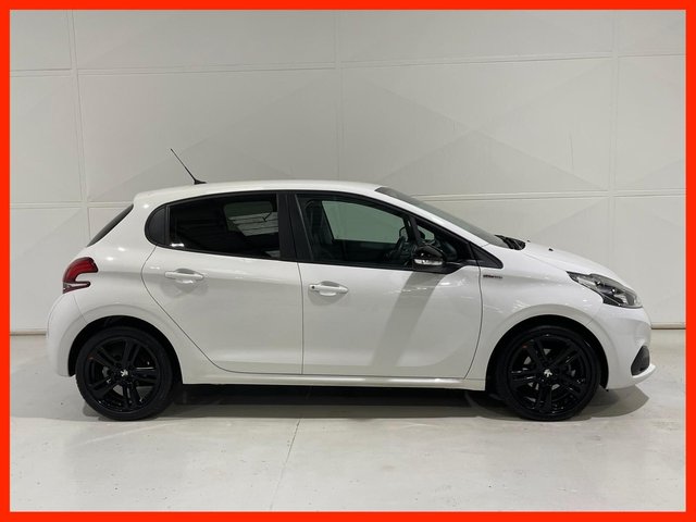 View our PEUGEOT 208