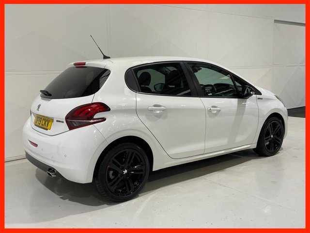 View our PEUGEOT 208
