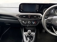 USED 2020 70 HYUNDAI I10 1.0 SE Connect Hatchback 5dr Petrol Manual Euro 6 (s/s) (67 ps) + SERVICE HISTORY + 18" ALLOY WHEELS + FIVE (5) SPEED MANUAL GEARBOX + DAYTIME RUNNING LIGHTS + LOW MILE AGE + GREAT LITTLE CAR + AUTO HEADLIGHTS + REAR CAMERA + CLIMATE CONTROL + CRUISE CONTROL + BLUETOOTH / TELEPHONE PREPARATION + RADIO / USB / DAB / MP3 PLAYER + MUCH MUCH MORE...