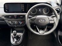 USED 2020 70 HYUNDAI I10 1.0 SE Connect Hatchback 5dr Petrol Manual Euro 6 (s/s) (67 ps) + SERVICE HISTORY + 18" ALLOY WHEELS + FIVE (5) SPEED MANUAL GEARBOX + DAYTIME RUNNING LIGHTS + LOW MILE AGE + GREAT LITTLE CAR + AUTO HEADLIGHTS + REAR CAMERA + CLIMATE CONTROL + CRUISE CONTROL + BLUETOOTH / TELEPHONE PREPARATION + RADIO / USB / DAB / MP3 PLAYER + MUCH MUCH MORE...