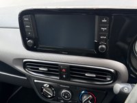 USED 2020 70 HYUNDAI I10 1.0 SE Connect Hatchback 5dr Petrol Manual Euro 6 (s/s) (67 ps) + SERVICE HISTORY + 18" ALLOY WHEELS + FIVE (5) SPEED MANUAL GEARBOX + DAYTIME RUNNING LIGHTS + LOW MILE AGE + GREAT LITTLE CAR + AUTO HEADLIGHTS + REAR CAMERA + CLIMATE CONTROL + CRUISE CONTROL + BLUETOOTH / TELEPHONE PREPARATION + RADIO / USB / DAB / MP3 PLAYER + MUCH MUCH MORE...