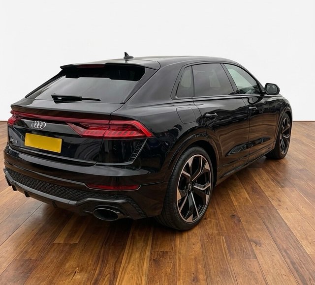 2020 AUDI RSQ8 - Photo 8
