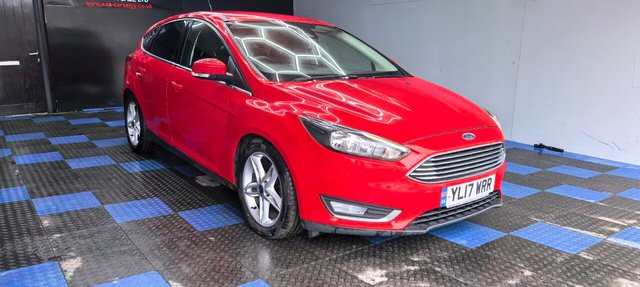 2017 FORD FOCUS - Photo 4