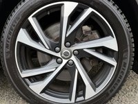 USED 2020 70 VOLVO XC40 1.5h T5 Twin Engine Recharge 10.7kWh R-Design Pro SUV 5dr Petrol Plug-in Hybrid Auto Euro 6 (s/s) (262 ps) Direct from lease Company Fully Documented Service History