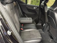 USED 2020 70 VOLVO XC40 1.5h T5 Twin Engine Recharge 10.7kWh R-Design Pro SUV 5dr Petrol Plug-in Hybrid Auto Euro 6 (s/s) (262 ps) Direct from lease Company Fully Documented Service History
