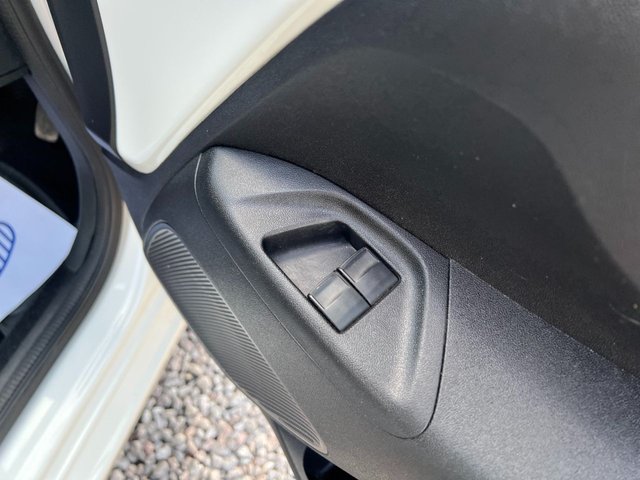 2017 CITROEN C1 - Photo 11