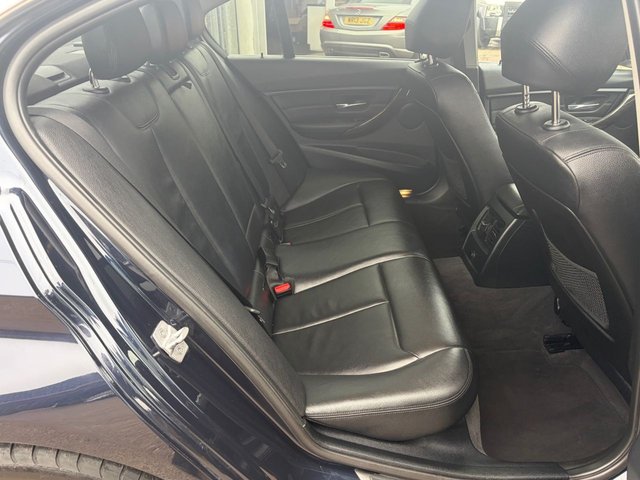 2014 BMW 3 Series 2L Luxury 4dr - Photo 4