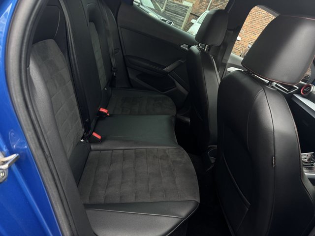 2023 SEAT ARONA 2023 1.0 TSI FR Edition SUV 5dr Petrol DSG - Photo 7